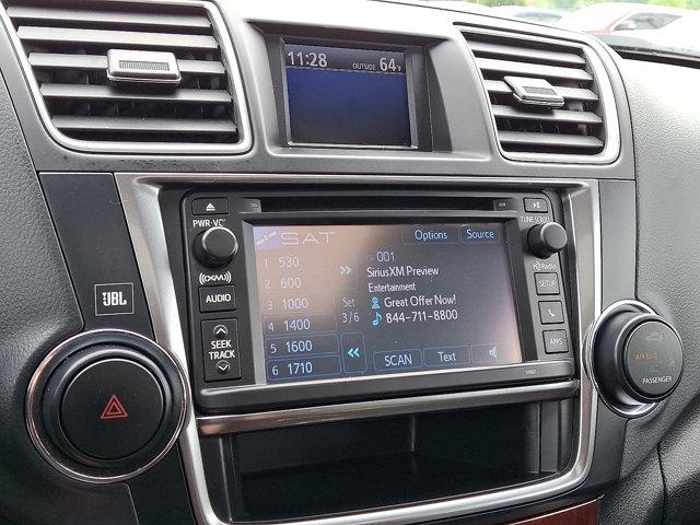 used 2013 Toyota Highlander car, priced at $17,595