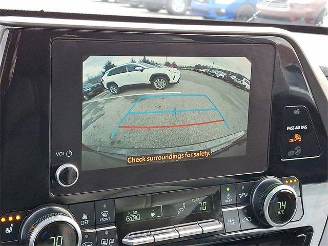 used 2024 Toyota Highlander car, priced at $41,590