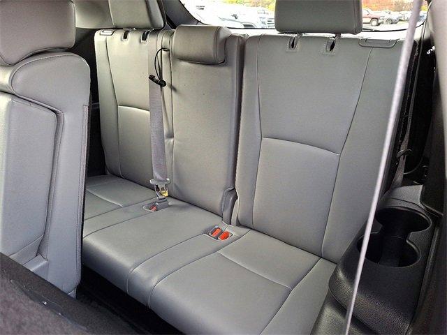 used 2024 Toyota Highlander car, priced at $41,590