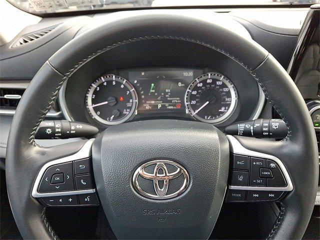 used 2024 Toyota Highlander car, priced at $41,590