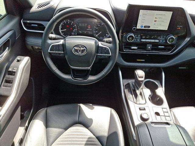 used 2023 Toyota Highlander car, priced at $44,590