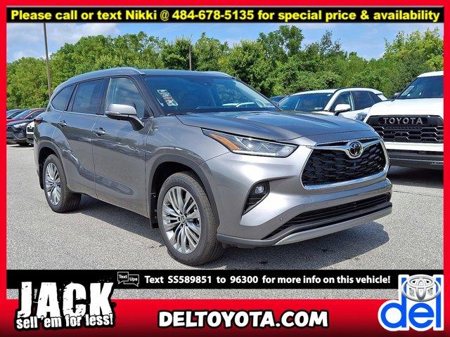new 2025 Toyota Highlander car, priced at $55,073