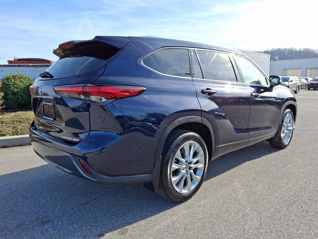 used 2021 Toyota Highlander car, priced at $35,990