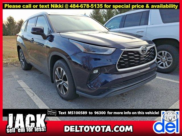 used 2021 Toyota Highlander car, priced at $34,990