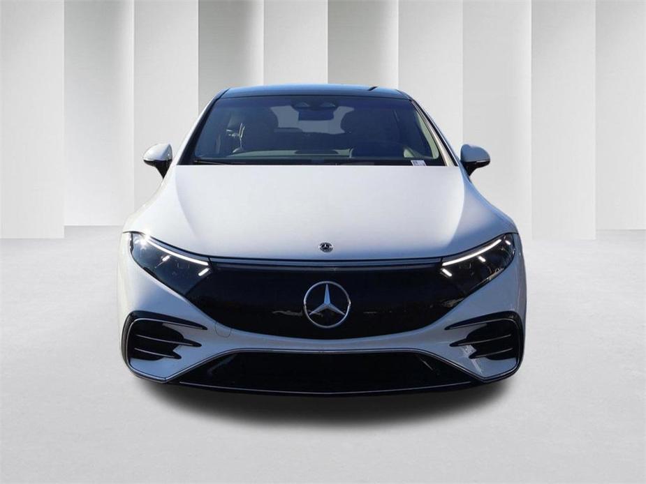 new 2022 Mercedes-Benz EQS 580 car, priced at $133,135