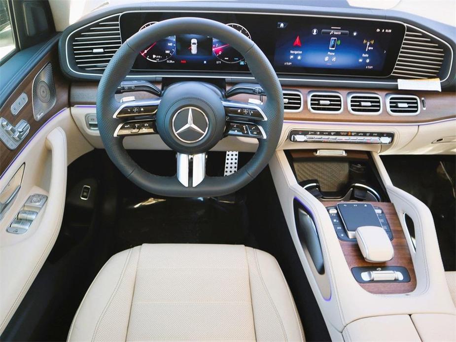 new 2024 Mercedes-Benz GLS 580 car, priced at $121,655