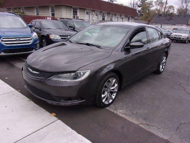 used 2015 Chrysler 200 car, priced at $9,495