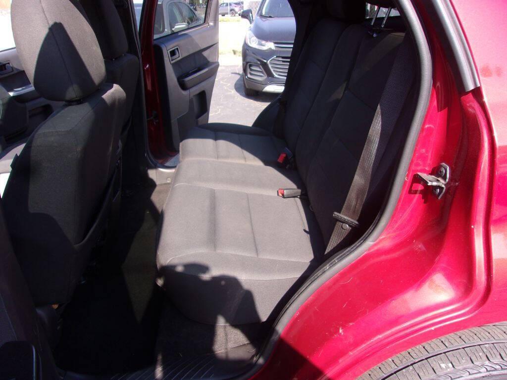 used 2010 Ford Escape car