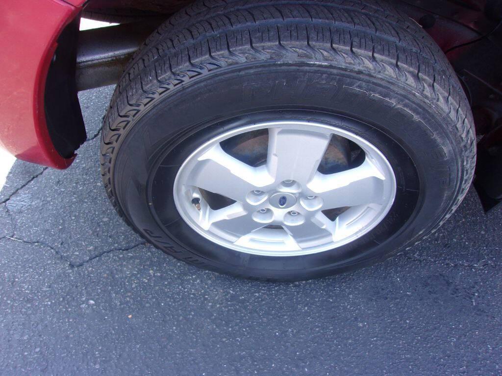 used 2010 Ford Escape car