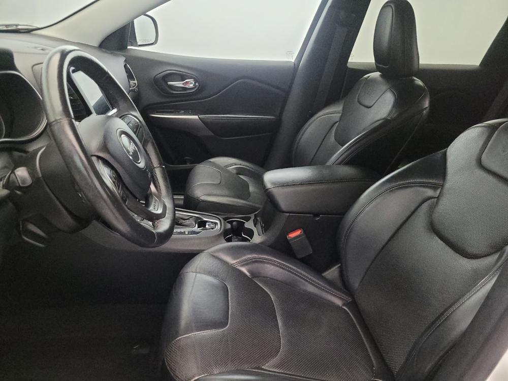 used 2019 Jeep Cherokee car, priced at $22,395