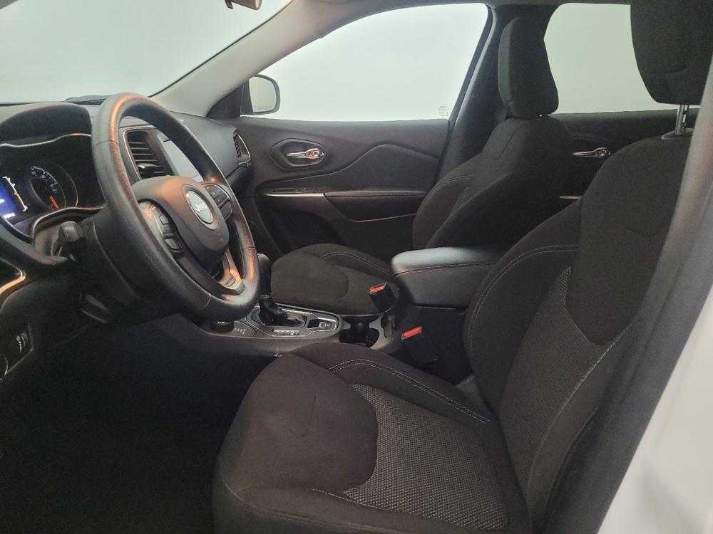 used 2020 Jeep Cherokee car, priced at $18,195