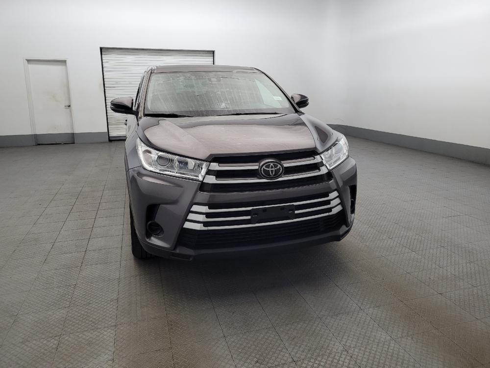 used 2018 Toyota Highlander car, priced at $23,195