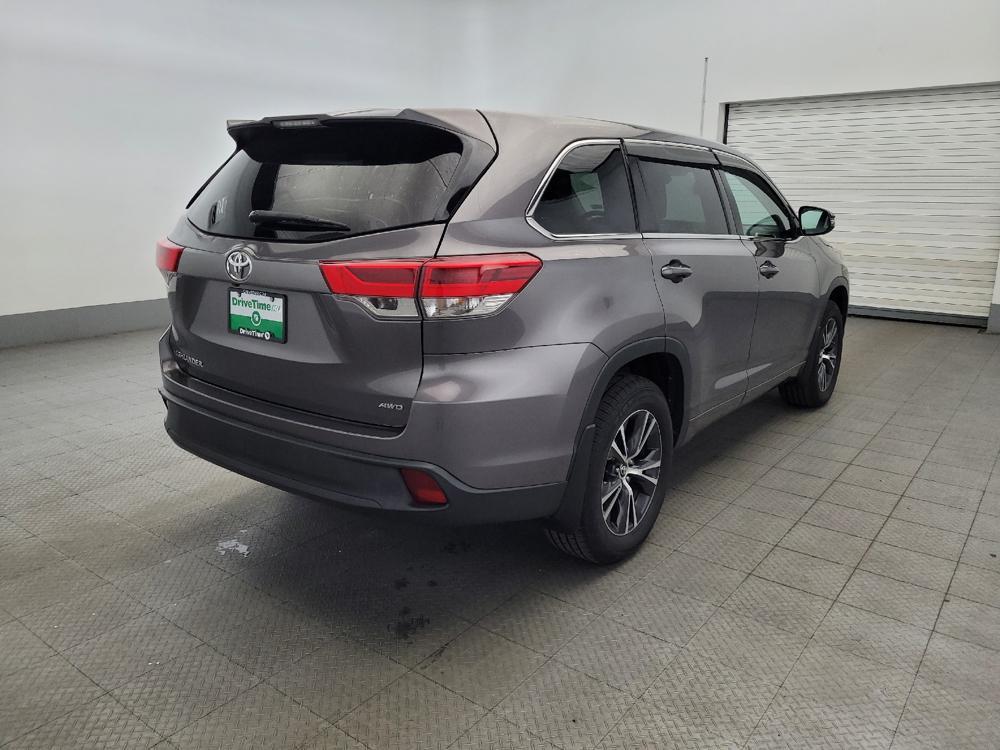 used 2018 Toyota Highlander car, priced at $23,195