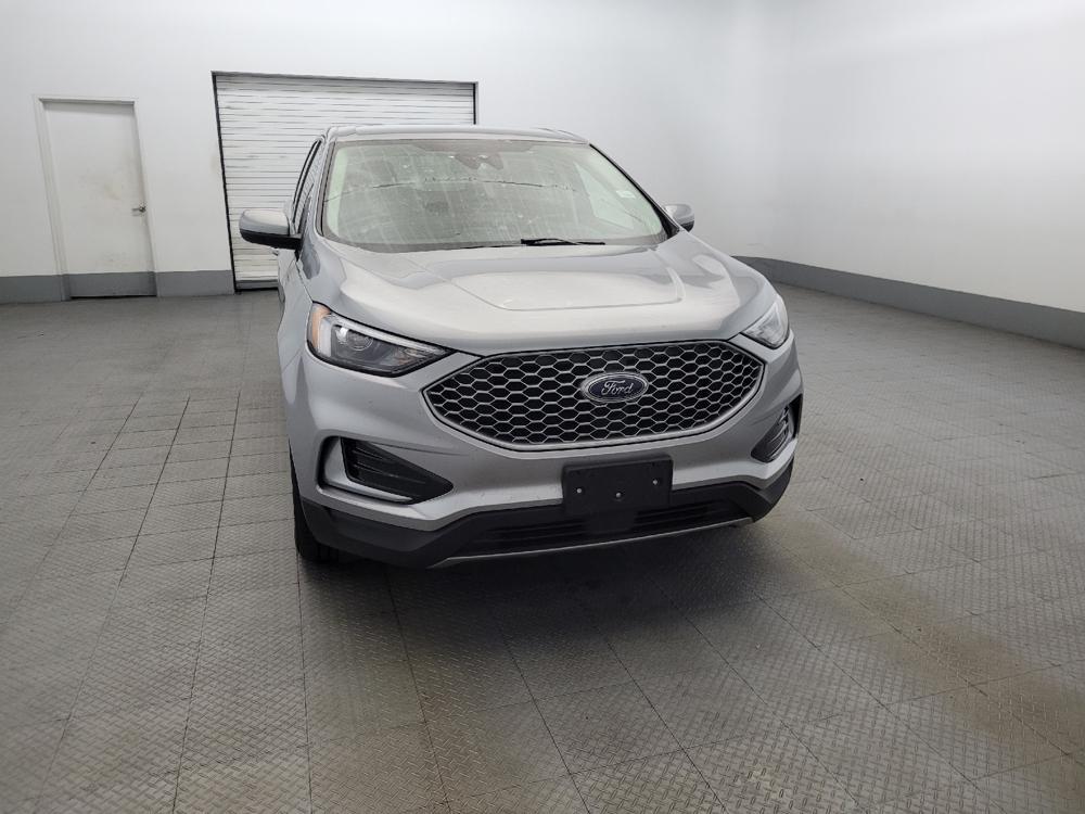 used 2024 Ford Edge car, priced at $25,795