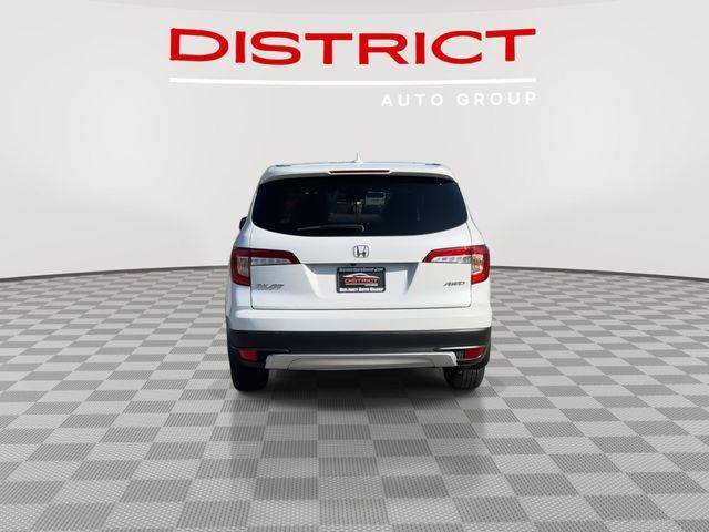 used 2022 Honda Pilot car, priced at $29,890