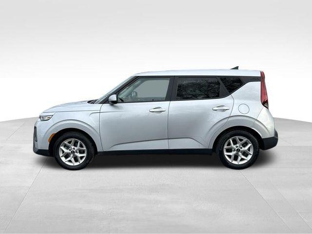 used 2021 Kia Soul car, priced at $14,625