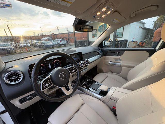 used 2020 Mercedes-Benz GLB 250 car, priced at $24,290