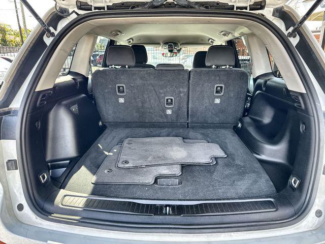 used 2024 Jeep Grand Cherokee car, priced at $24,950