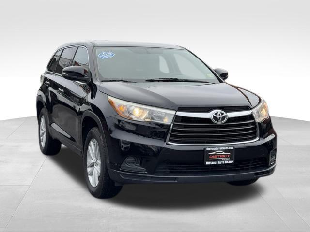 used 2016 Toyota Highlander car, priced at $21,950