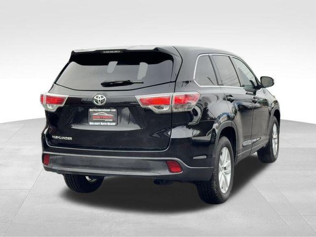 used 2016 Toyota Highlander car, priced at $21,950