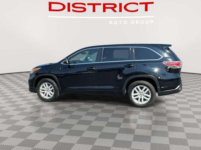 used 2016 Toyota Highlander car, priced at $21,350