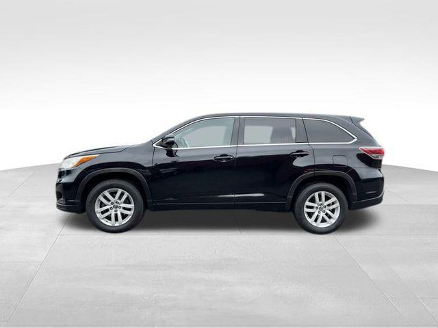 used 2016 Toyota Highlander car, priced at $21,950