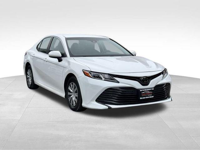 used 2018 Toyota Camry car, priced at $19,250