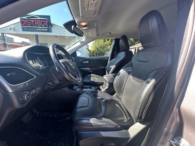 used 2019 Jeep Cherokee car, priced at $17,950