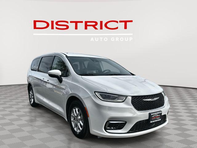 used 2023 Chrysler Pacifica car, priced at $21,950