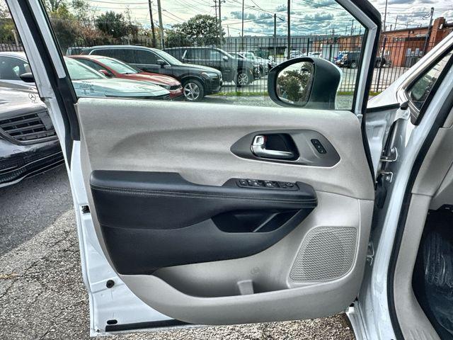 used 2023 Chrysler Pacifica car, priced at $21,950