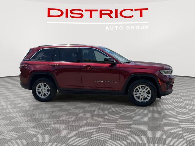 used 2024 Jeep Grand Cherokee car, priced at $25,690