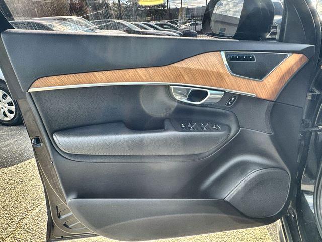 used 2022 Volvo XC90 car, priced at $33,950