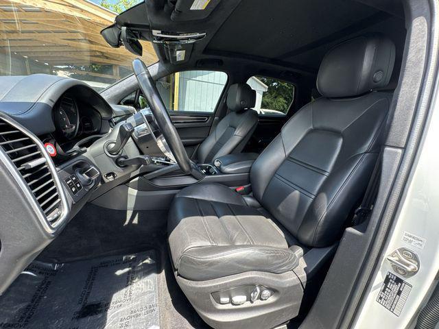 used 2021 Porsche Cayenne car, priced at $63,490