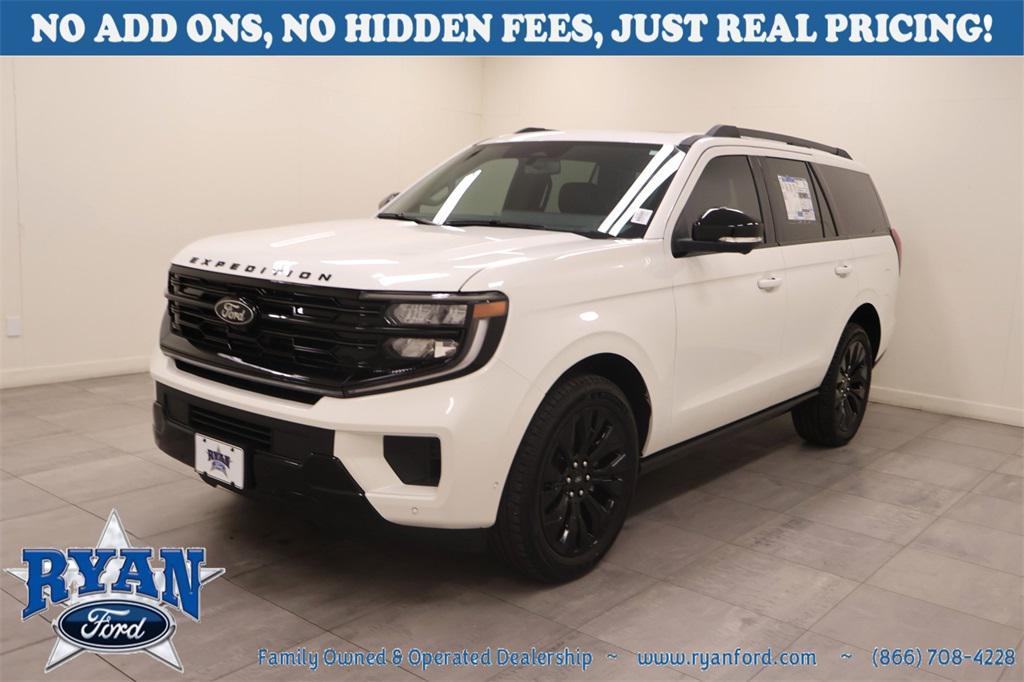 new 2025 Ford Expedition car, priced at $77,910