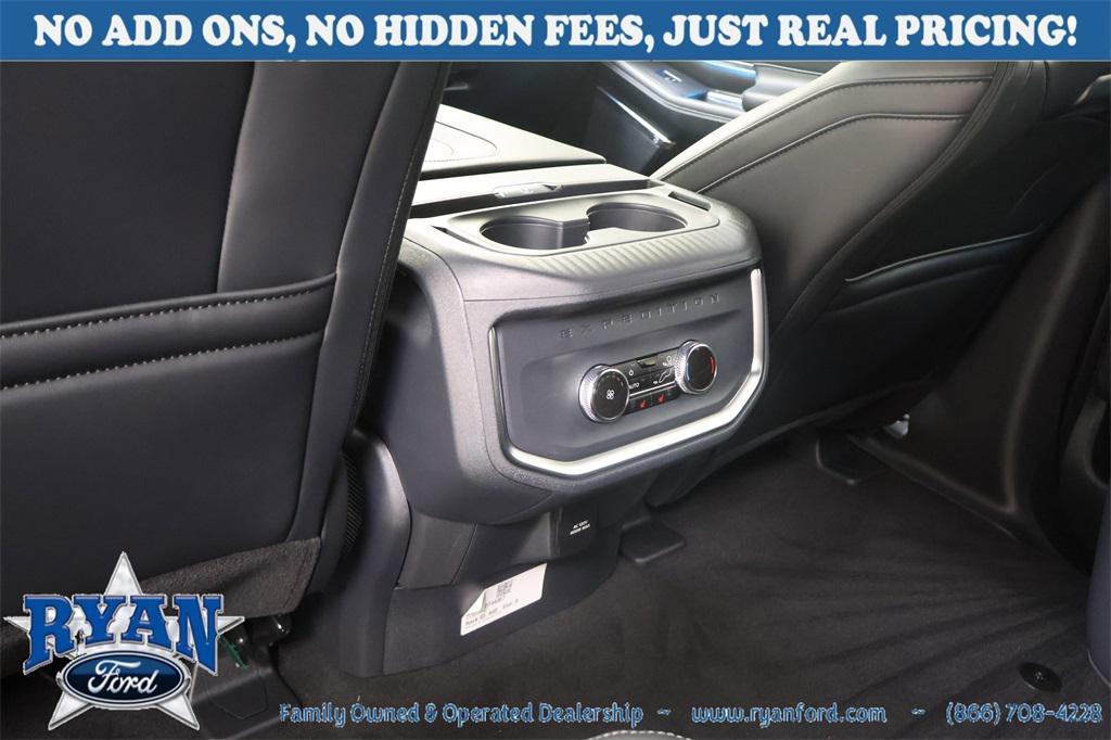new 2025 Ford Expedition car, priced at $77,910