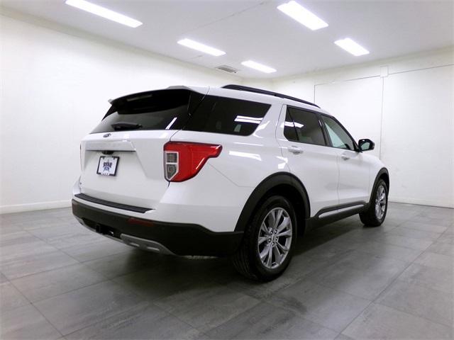 new 2024 Ford Explorer car, priced at $45,839