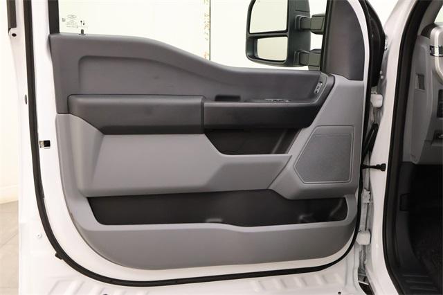 new 2025 Ford F-250 car, priced at $53,369