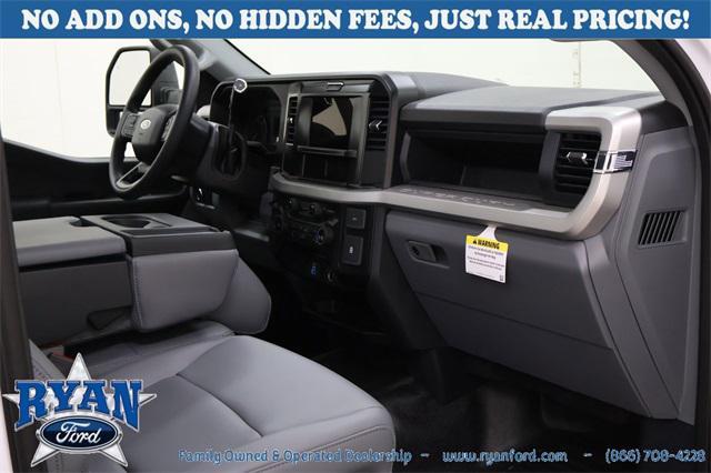 new 2025 Ford F-250 car, priced at $48,580
