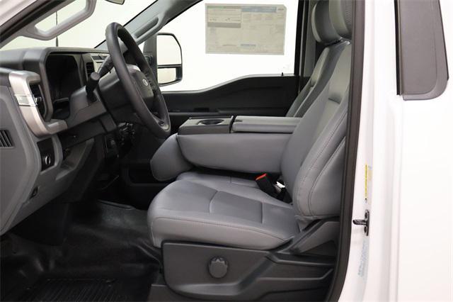 new 2025 Ford F-250 car, priced at $53,369
