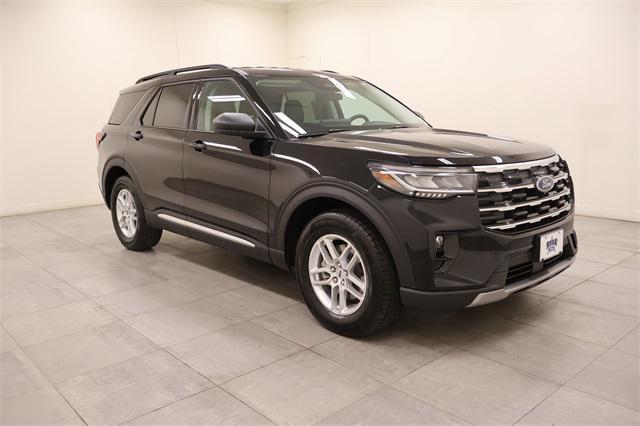 new 2025 Ford Explorer car, priced at $39,623