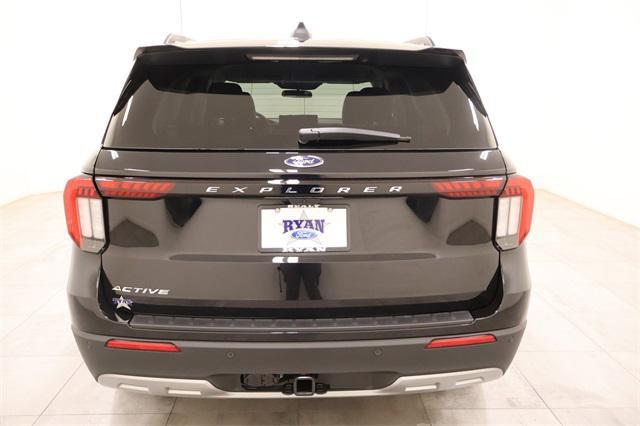 new 2025 Ford Explorer car, priced at $39,623