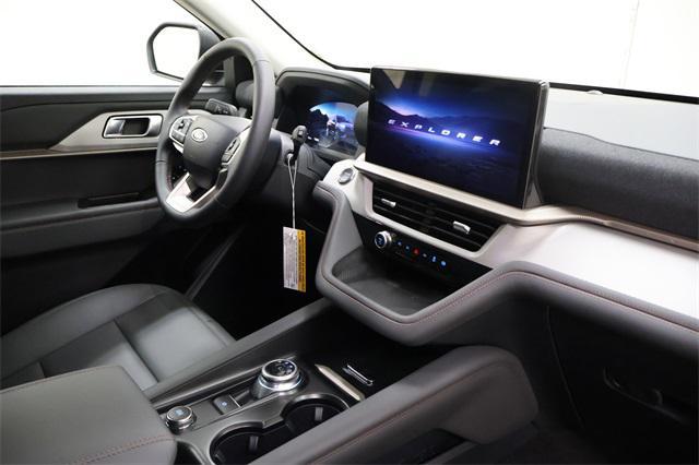 new 2025 Ford Explorer car, priced at $39,623