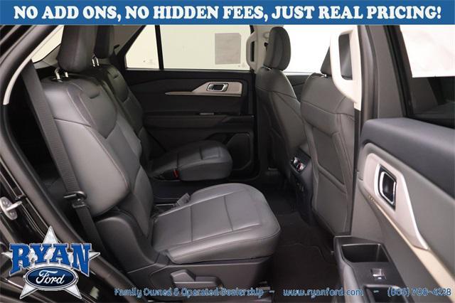 new 2025 Ford Explorer car, priced at $40,075