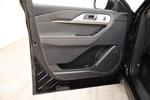 new 2025 Ford Explorer car, priced at $39,623