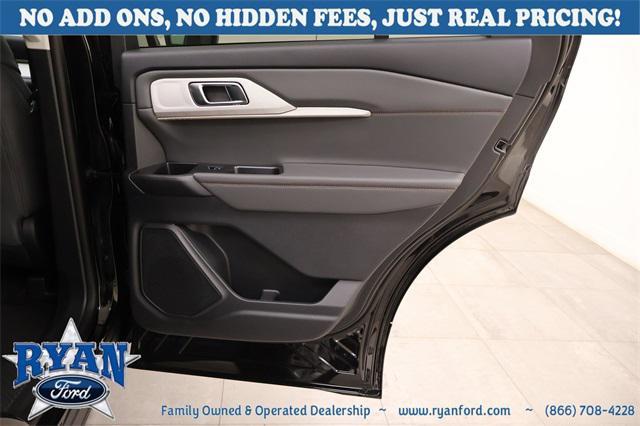 new 2025 Ford Explorer car, priced at $40,075