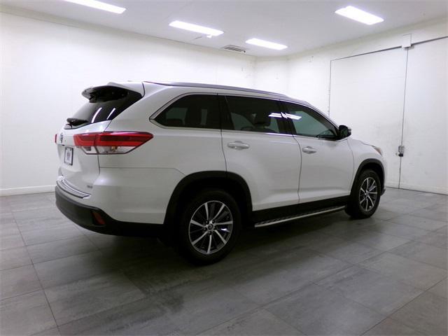 used 2019 Toyota Highlander car, priced at $24,808