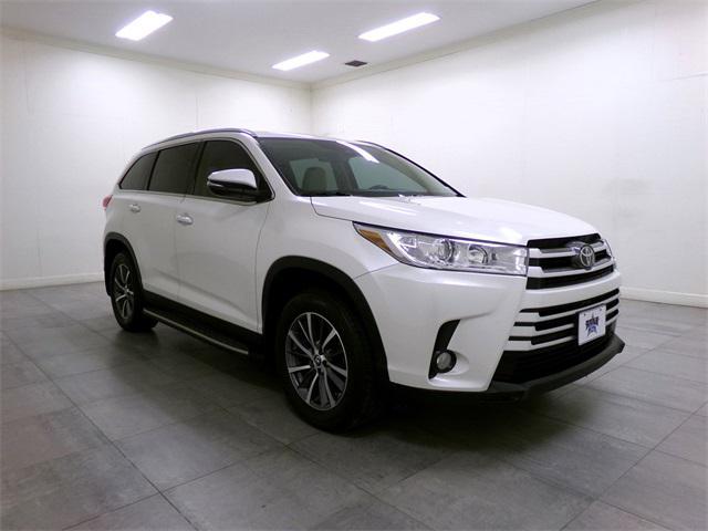 used 2019 Toyota Highlander car, priced at $24,808