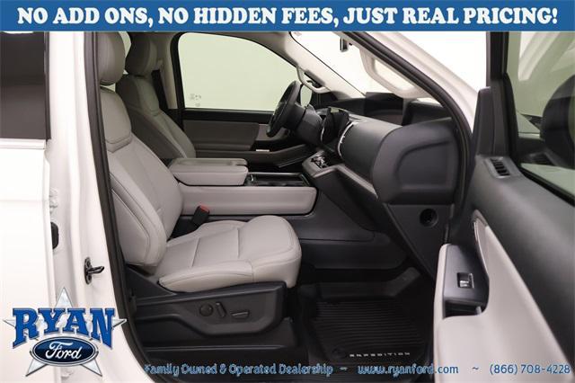 new 2025 Ford Expedition Max car, priced at $77,335