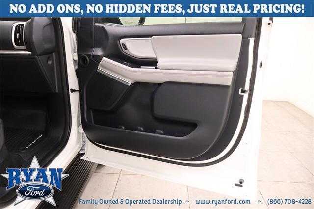new 2025 Ford Expedition Max car, priced at $77,335