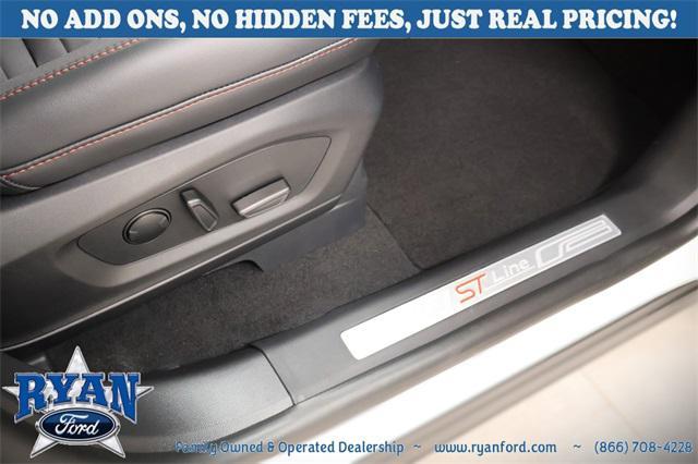 new 2025 Ford Explorer car, priced at $44,977